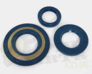 Clutch, Flywheel Driveshaft Oil Seals- Vespa ...