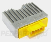Piaggio Zip/ Vespa 4T Regulator/ Flasher Relay